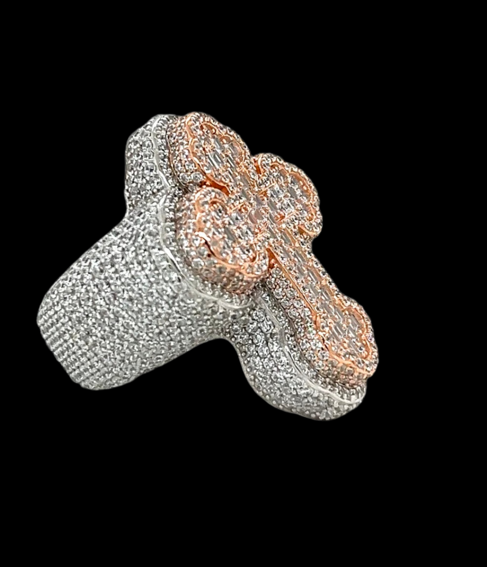 VVS DIAMOND CROSS RING