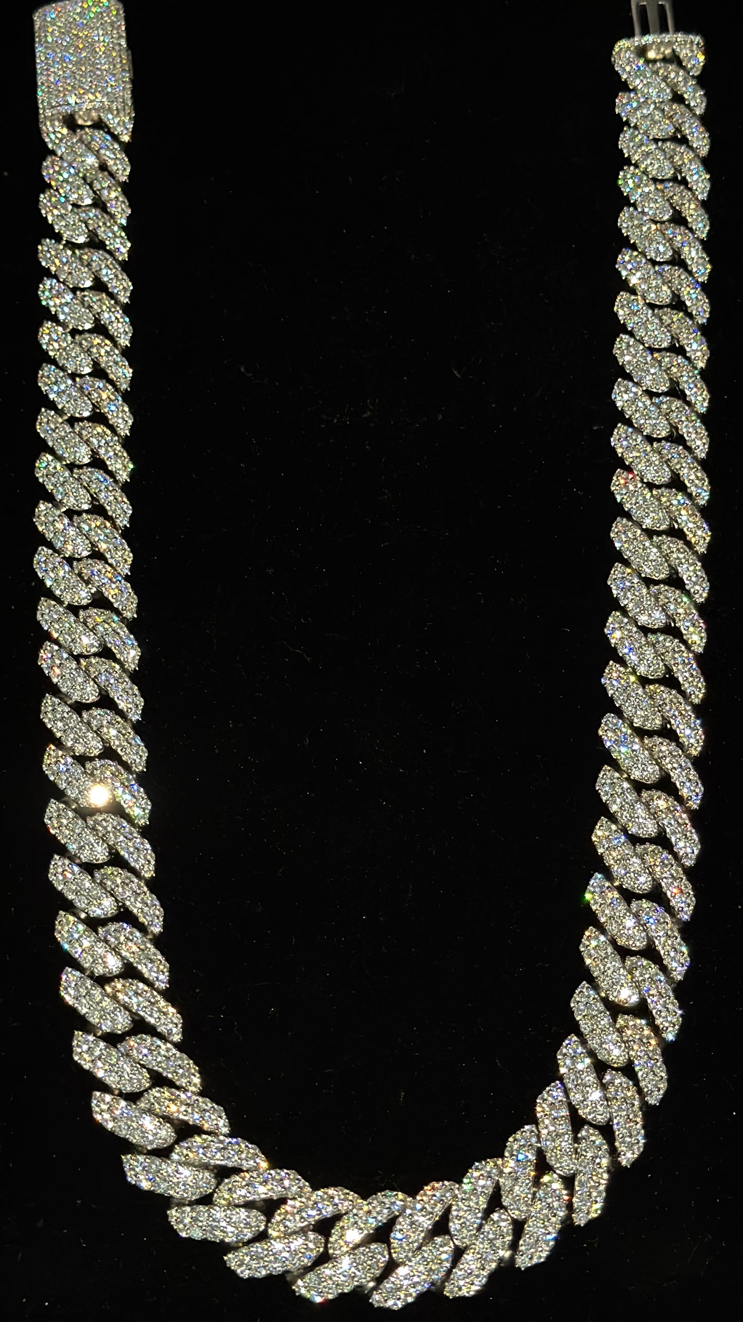 22MM Diamond Cuban Link Big Pointer Diamonds, 350Grams . 22 Inches